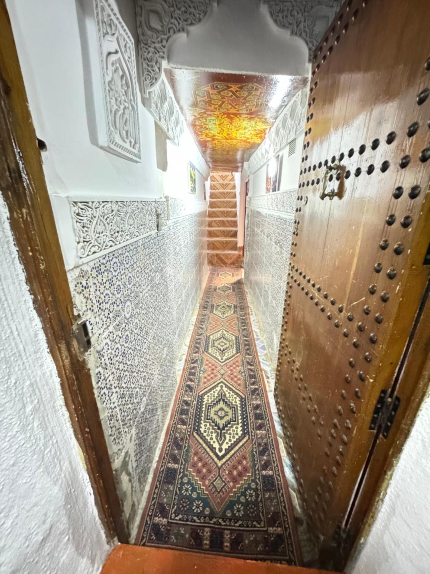 Отель Dar Enouiina Фес Экстерьер фото